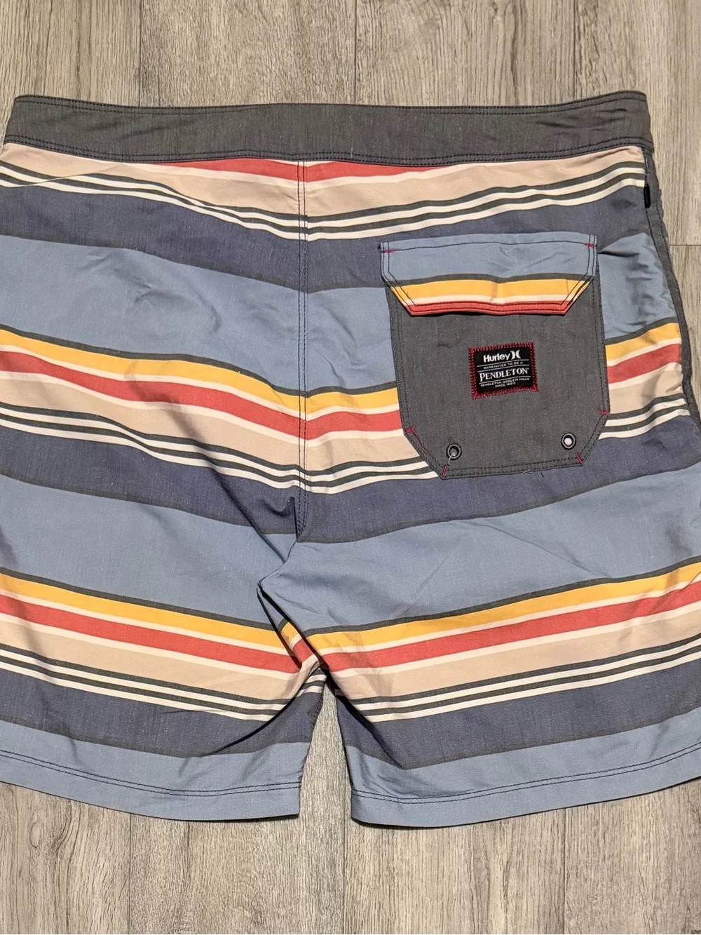 Hurley x Pendleton Men’s Size 32 Blue National Park Yosemite Board Shorts
